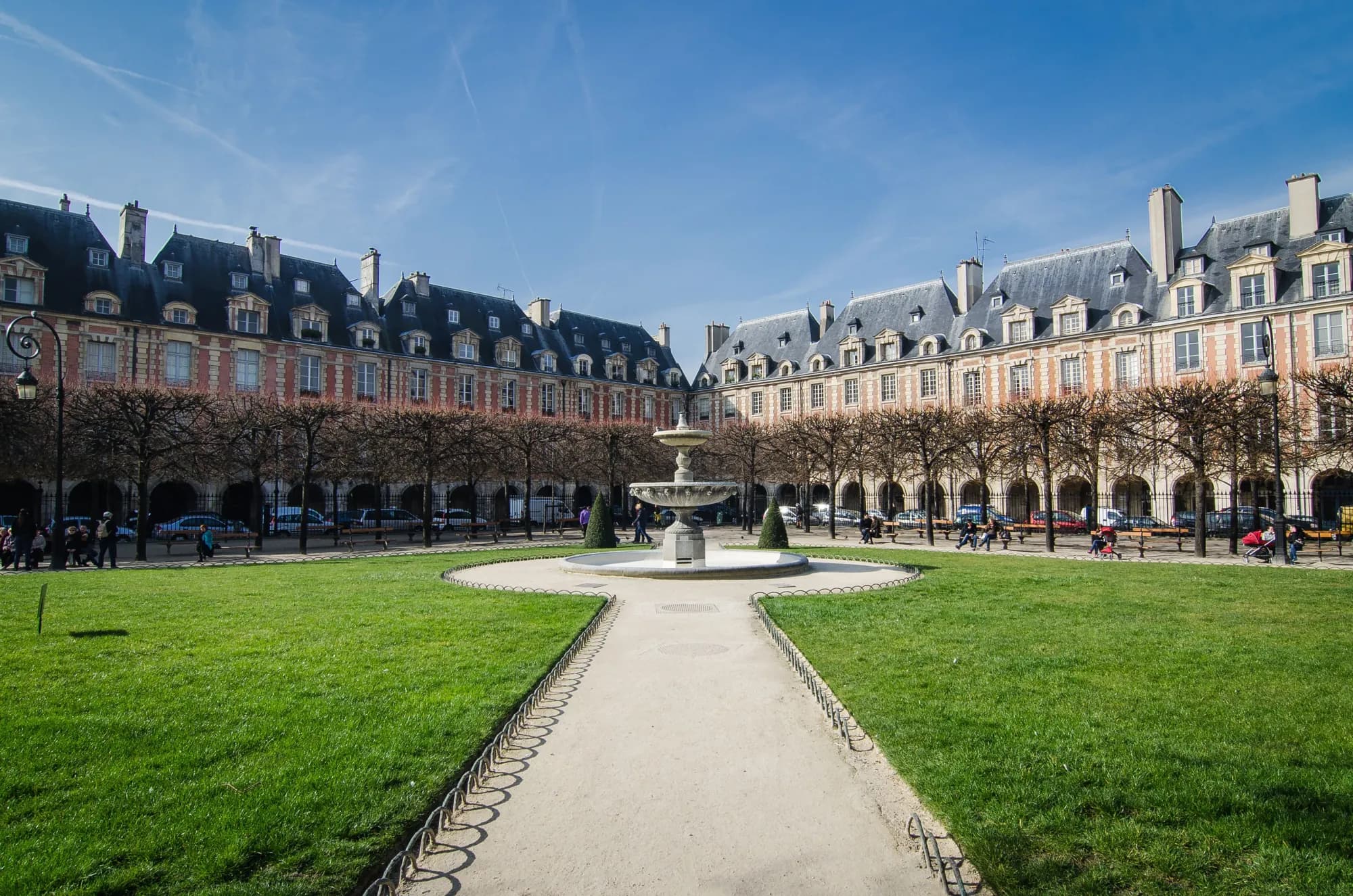 Bairros Icônicos de Paris
