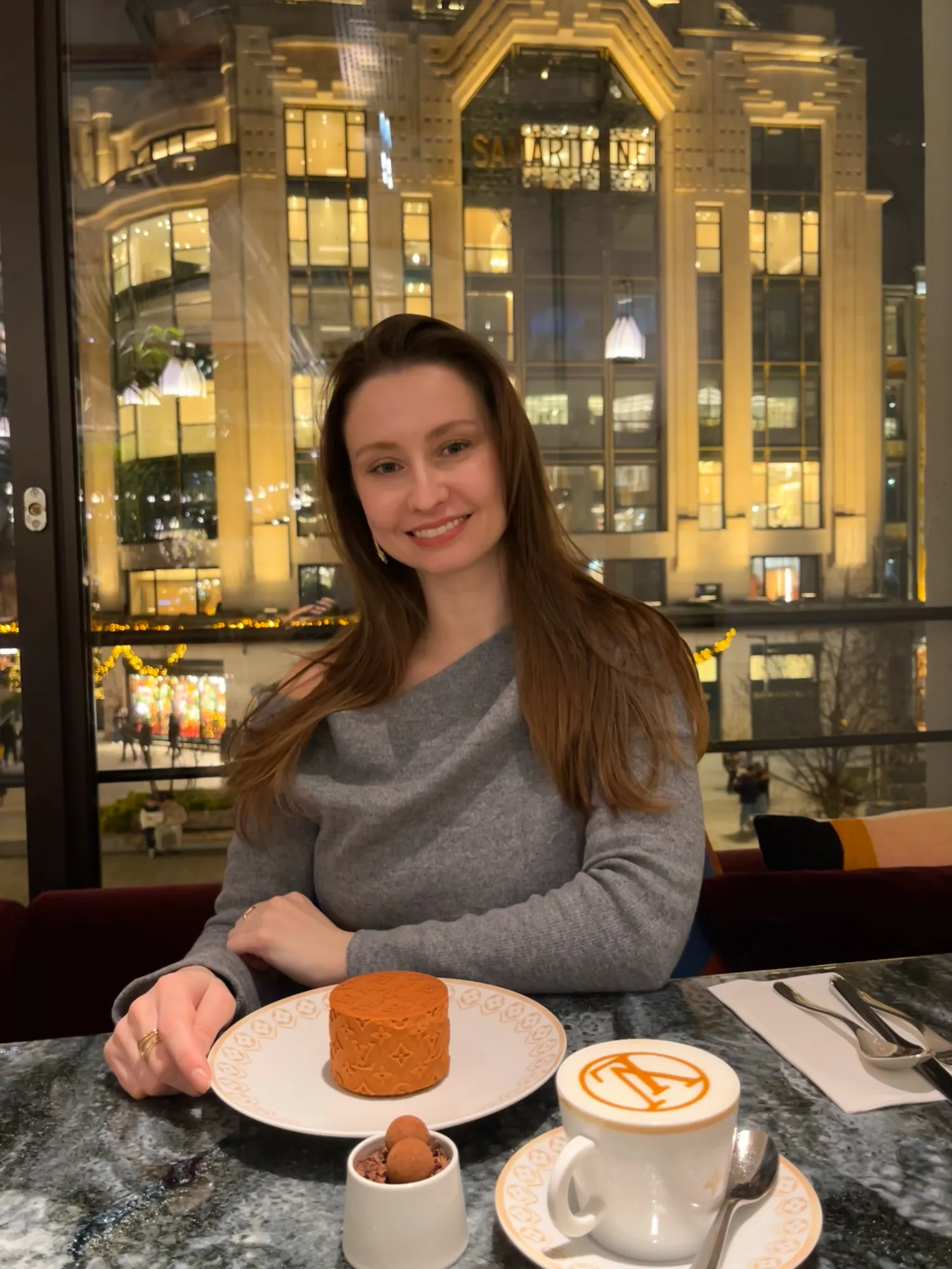 Café Louis Vuitton: uma experiência de luxo